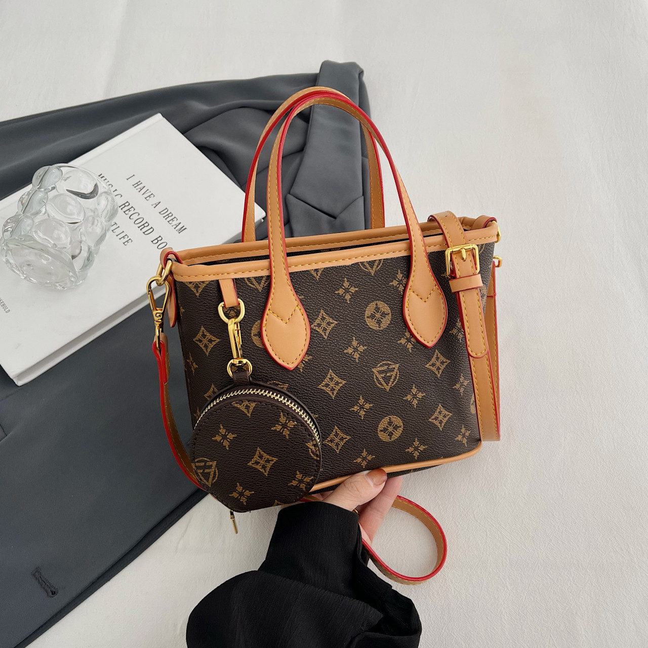 水桶包2025新款女包复古印花百搭手提手拎单肩斜挎包老花菜篮子包,箱包皮具/热销女包/男包,水桶包,淘宝优惠券,粉丝福利购,淘宝优惠卷