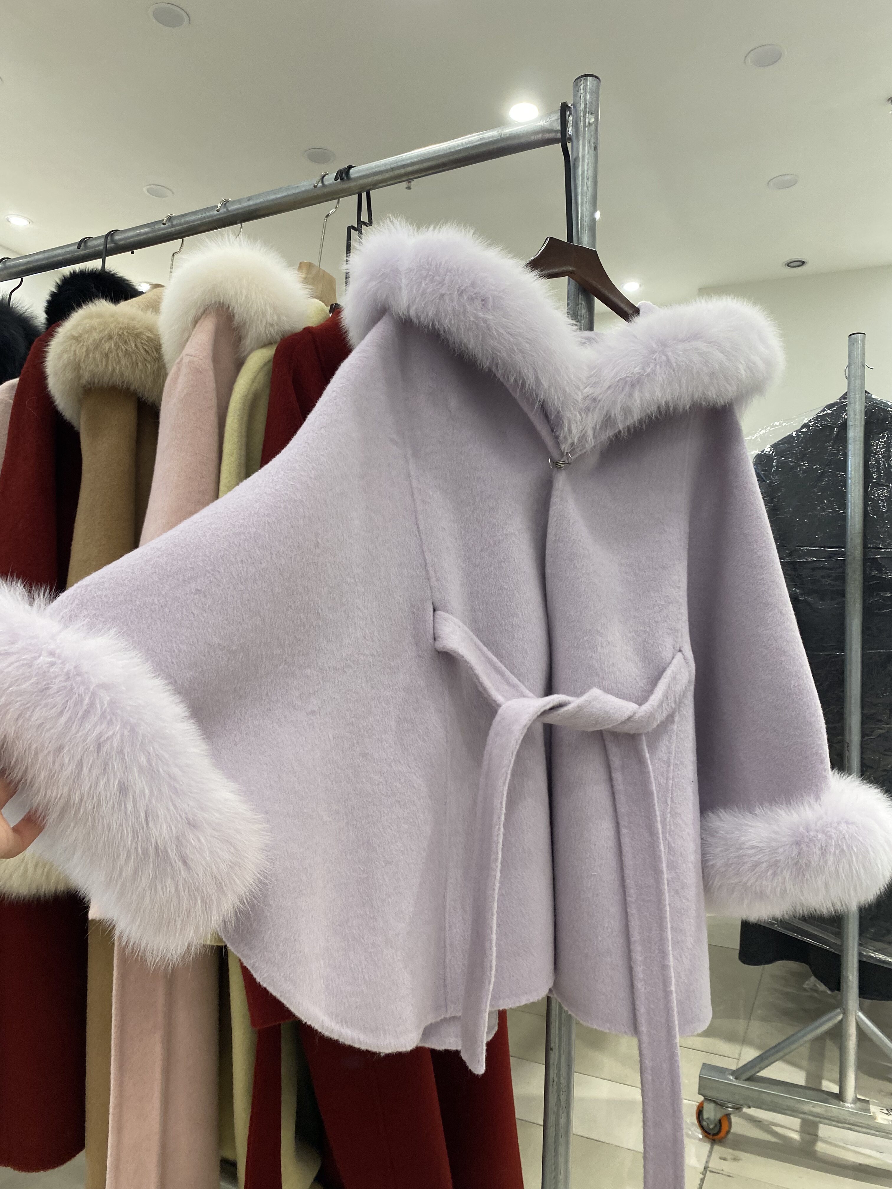 真狐狸毛斗篷大衣女设计款宽松双面羊毛外套连帽中长款大衣厚,女装/女士精品,毛呢外套,淘宝优惠券,粉丝福利购,淘宝优惠卷