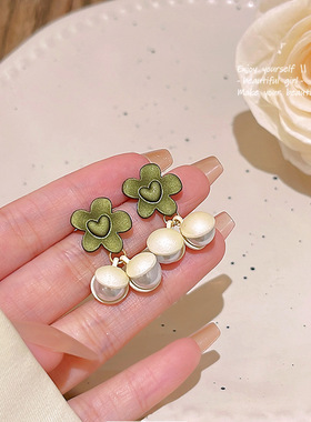 925银针小清新绿色爱心花朵耳环女ins潮百搭气质夏季新款耳钉