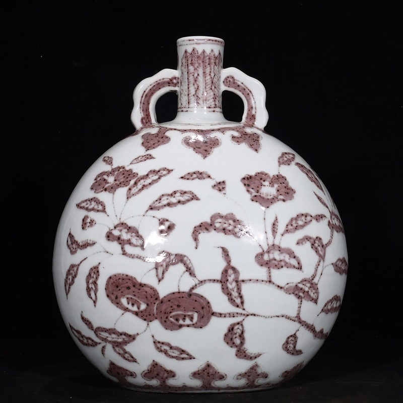 明永乐釉里红折枝果实纹抱月瓶