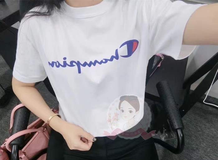 现货日本正品冠军刺绣圆领短袖字母纯棉男女情侣潮牌T恤(用29元券)