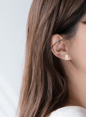 925银针气质树叶钻学生森系少女可爱无耳洞耳夹女夹耳钉耳环耳针