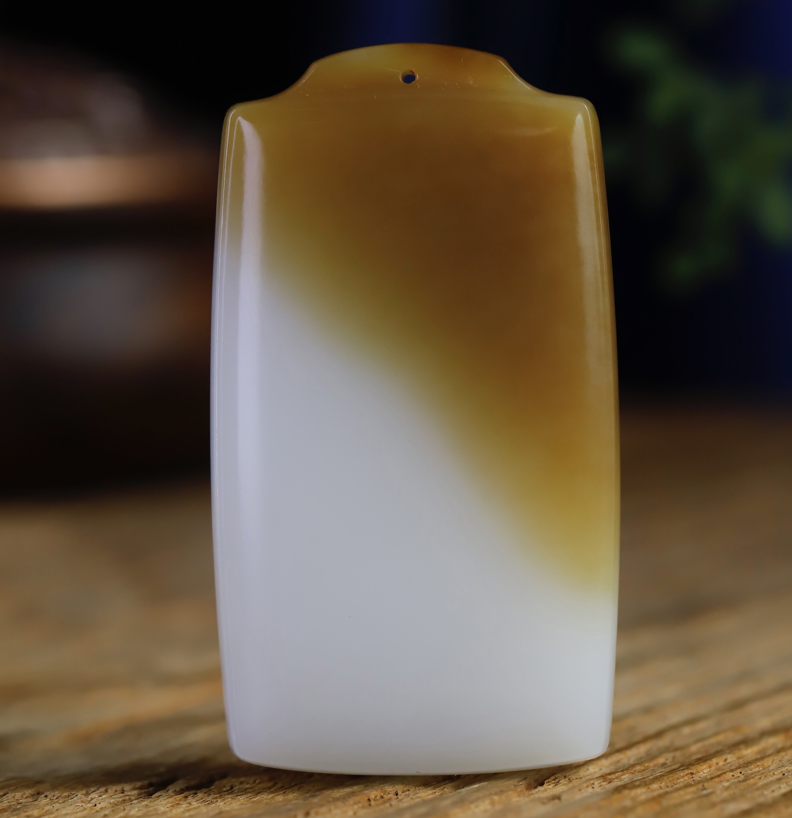 新疆和田玉且末糖白玉平安无事牌吊坠天然玉石手工雕刻收藏品