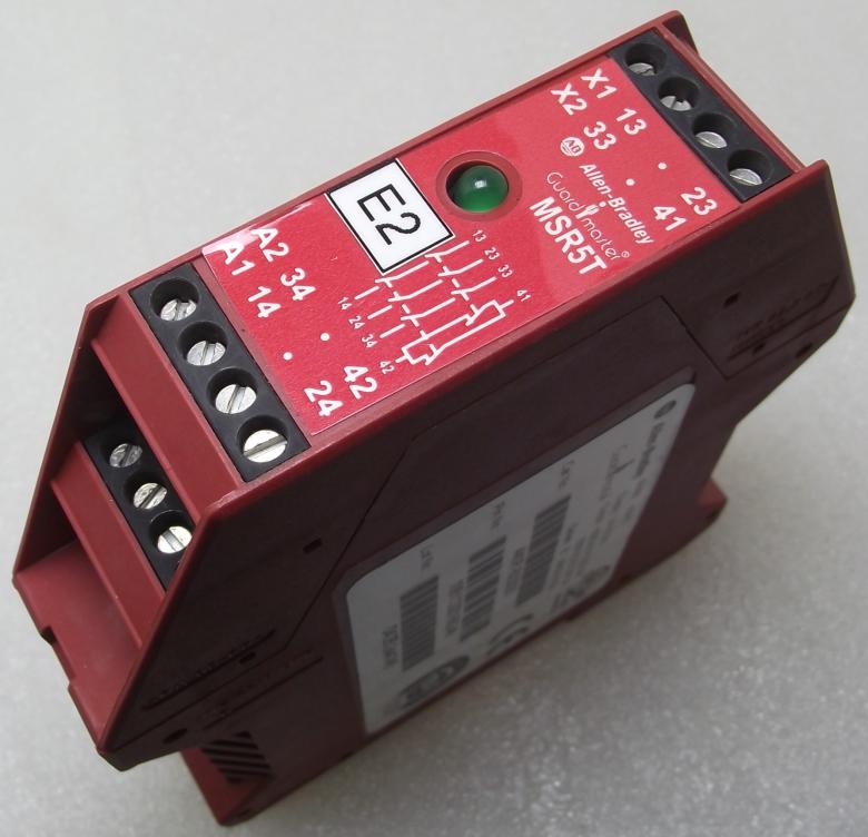 Allen-Bradley安全继电器 MSR5T 440R-B23020 24VAC/DC 库存现货