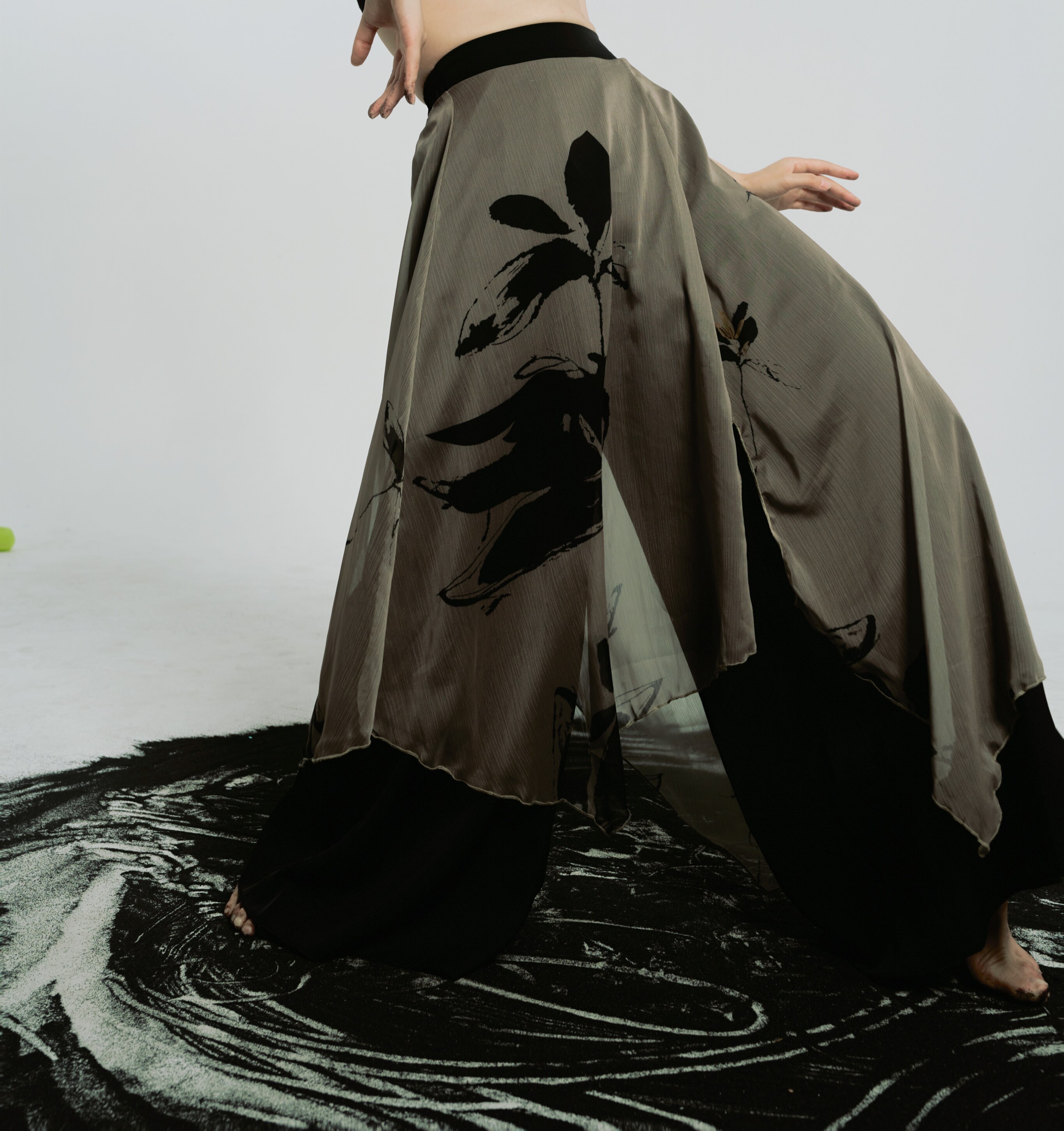 SOSO国风舞蹈新中式阔腿裤不规则