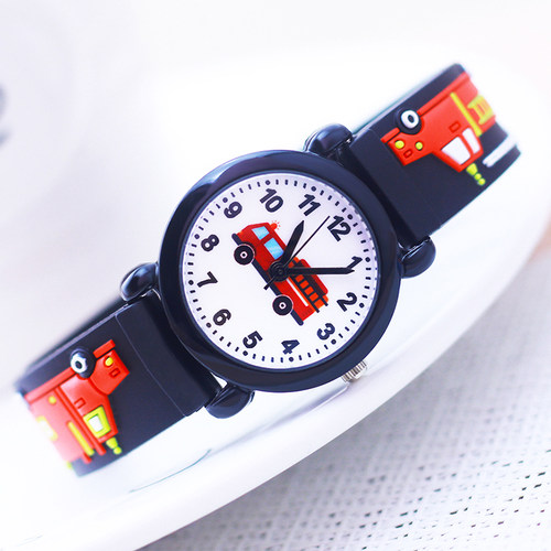 小巧可爱卡通幼儿园儿童男孩手表学生石英防水消防汽车电子运动表