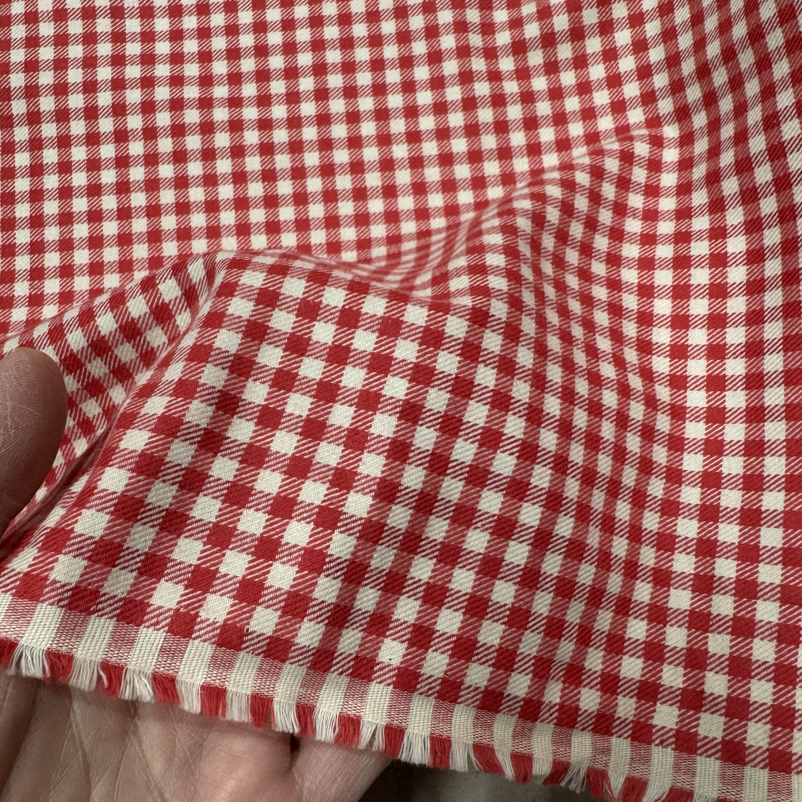 日单柔软亲肤纯棉色织微磨毛色织格子幅宽112cm一米135克9元半米