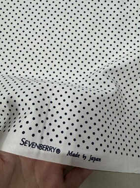 日本SEVENBERRY纯棉深蓝点点幅宽112cm一米135克衬衫裙子11元半米