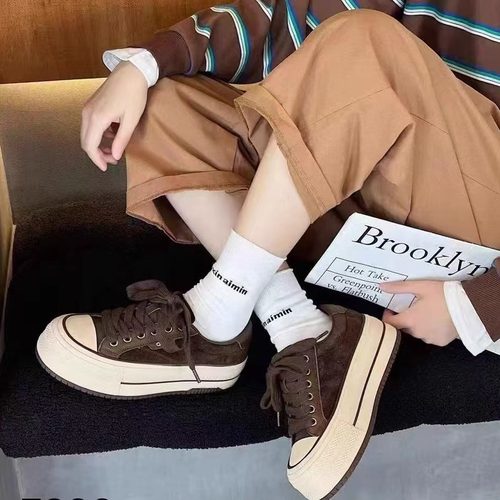 巴迪雅女鞋2025秋季新款欧洲站真皮松糕底系带休闲板鞋女单鞋7899