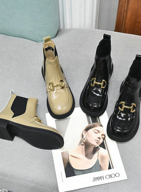 巴迪雅女鞋2021秋冬新款欧洲站真皮圆头低跟漆皮马丁靴短靴19923