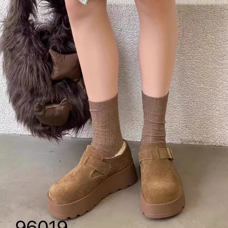 2024冬款时尚加绒保暖软木鞋