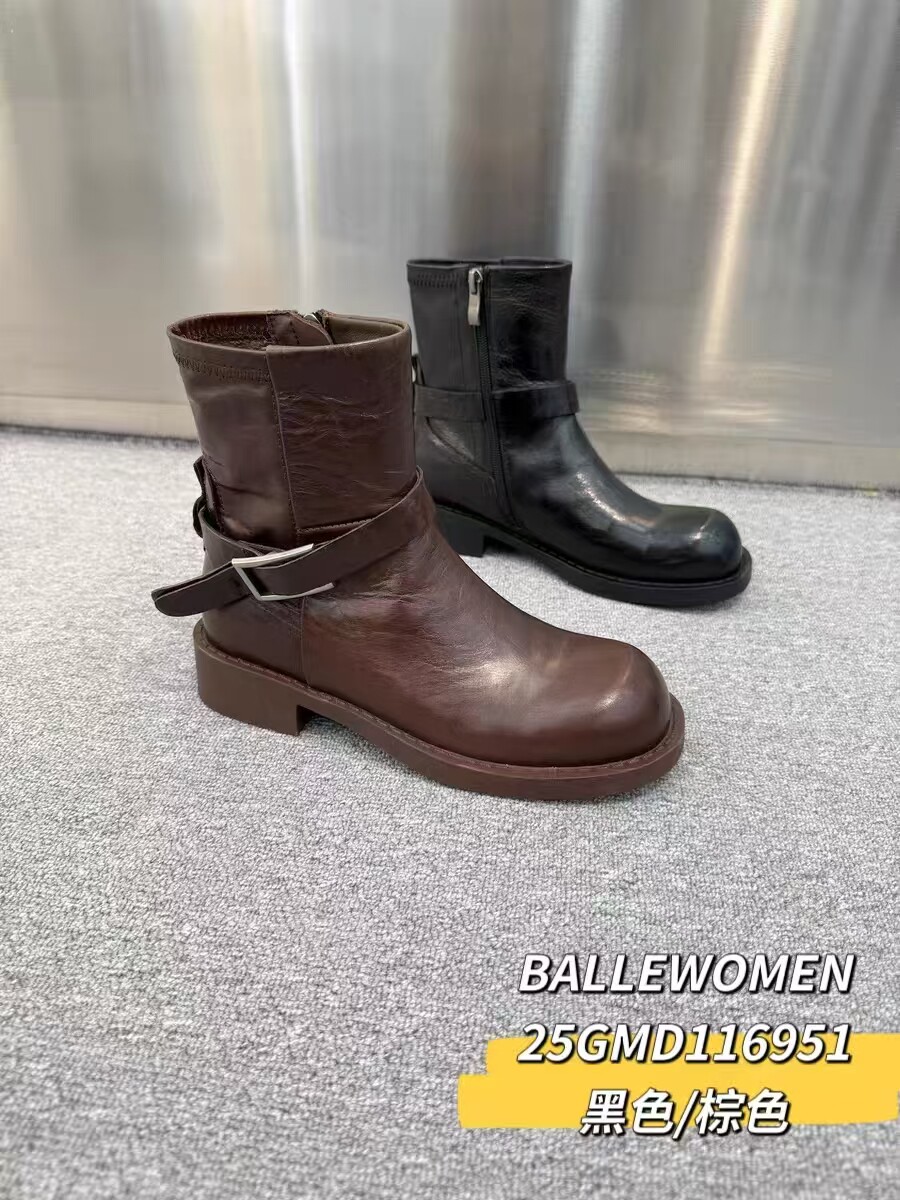 专柜正品白丽女人2025冬商场同款胎牛皮圆头皮带扣切尔西女短靴