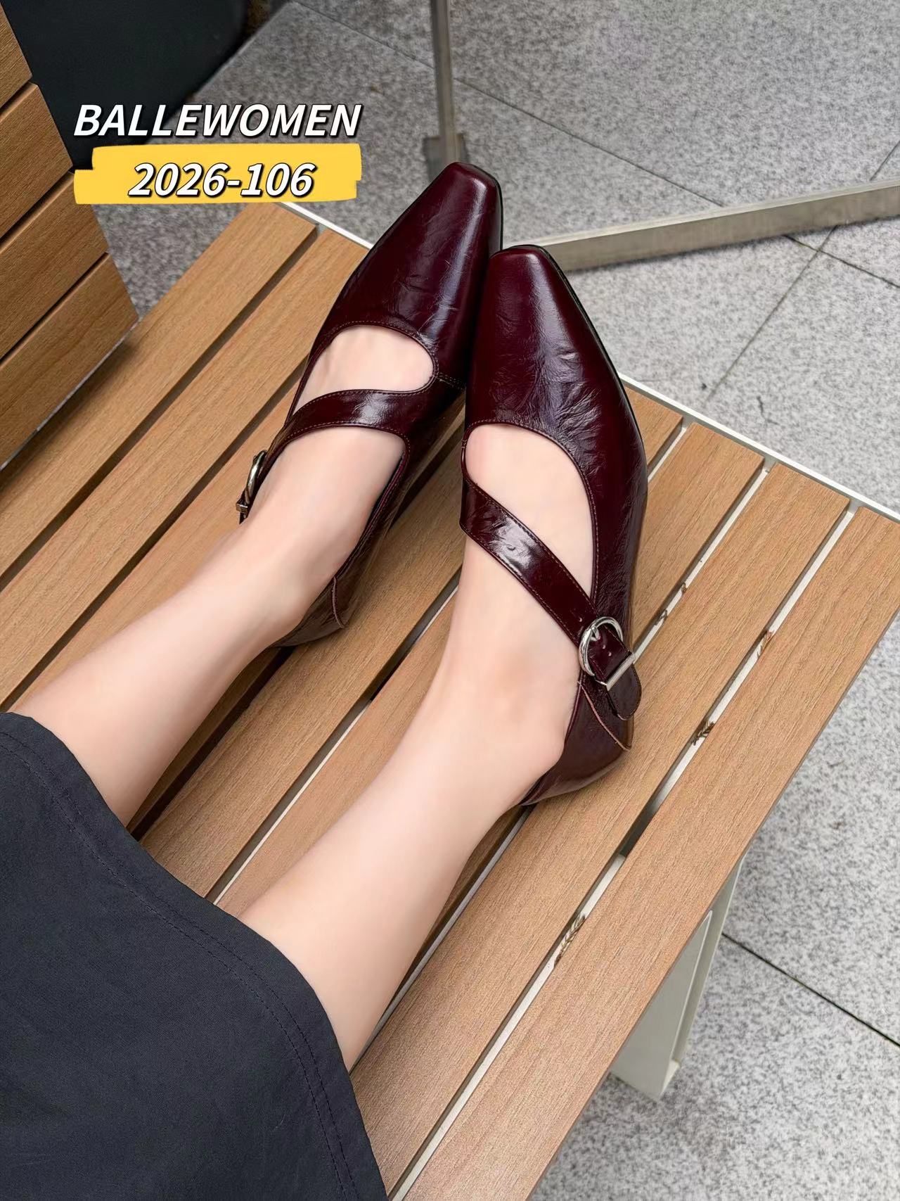 专柜正品百利女人2026秋季新款牛油皮低跟边带玛丽珍女单鞋