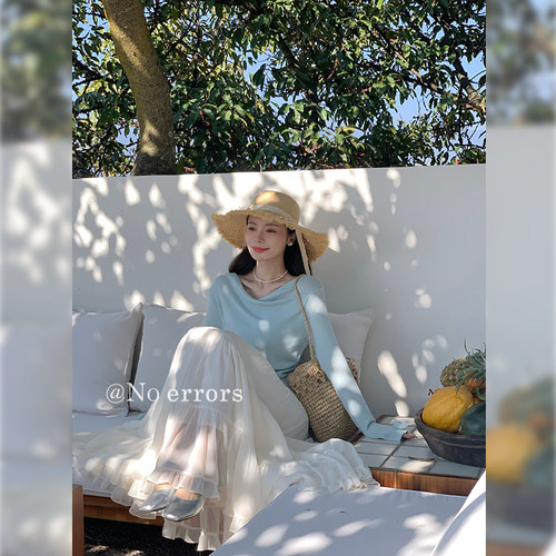 不出错No errors【甜心捕手】温柔玫瑰装饰荡领显瘦针织衫 春新款