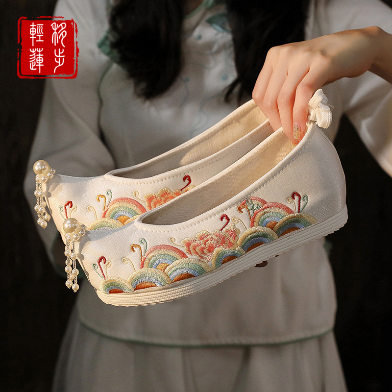 内增高春夏原创搭配古风汉服鞋