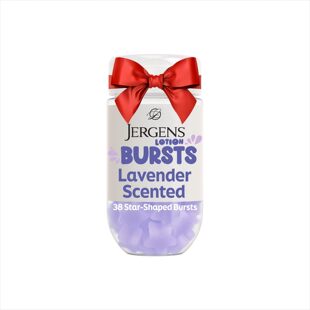 Jergens  Cherry Almond Lotion Bursts樱桃杏仁化妆水爆发保湿霜