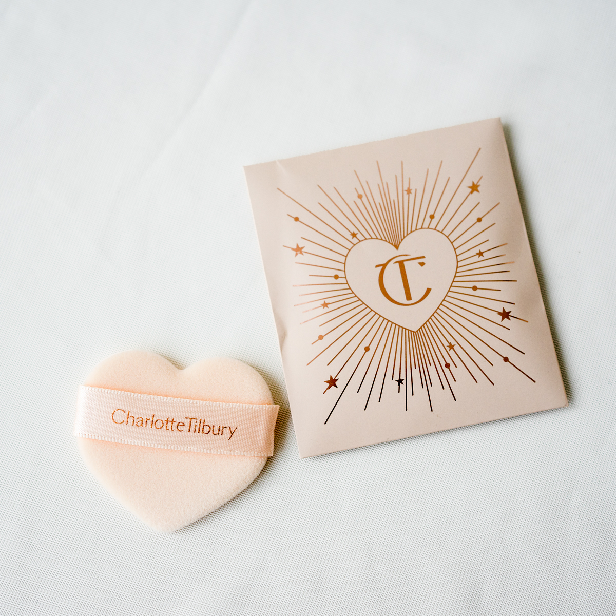 包邮！正品原装CT爱心粉扑