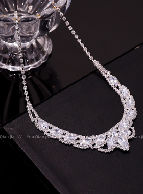 轻奢水钻锁骨链短款小众皇冠设计高级感项链女款2026新款礼服配饰