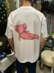 KAWS Collaboration Short Sleeve T-Shirt Relaxed Crewneck Top Summer Straight Fit Unisex Couple Cartoon Small Neckline