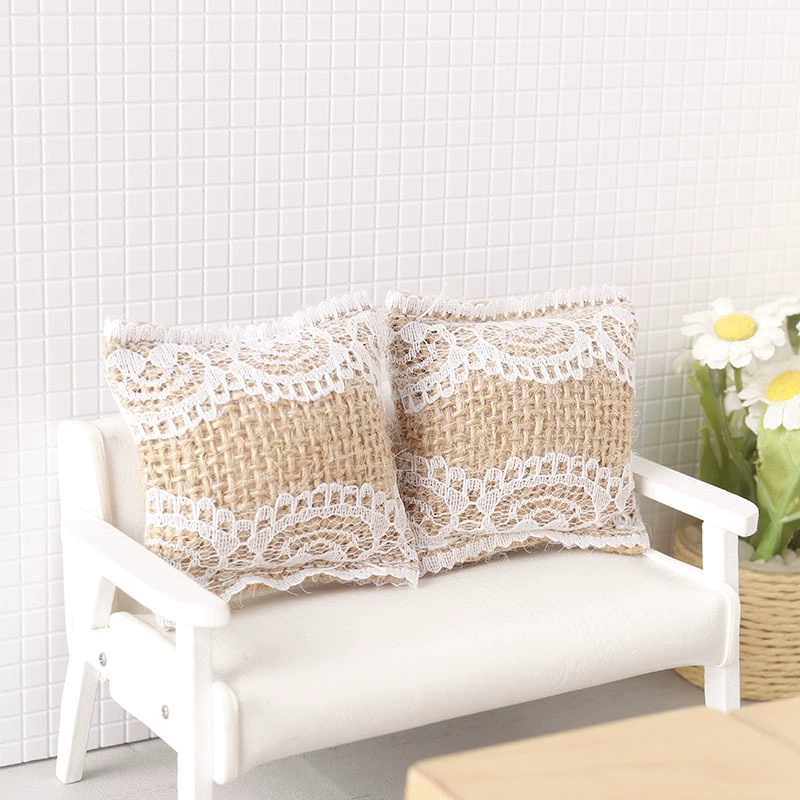 微缩模型蕾丝抱枕沙发枕头迷你模型1:12分ob11bjd娃娃屋家具配件