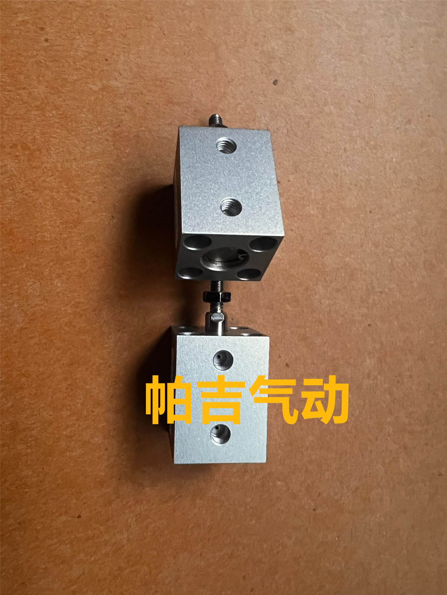 气缸ACQ10X15B-CD1491CCQ2B10