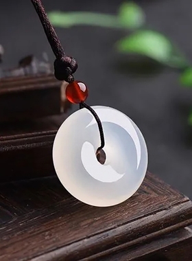 玉髓平安扣白色冰种饰品高冰项链情侣男女网红款礼玛瑙挂坠