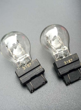 适用jeep大切诺基牧马人指南者指挥官3157K/3757AK转向灯刹车灯泡