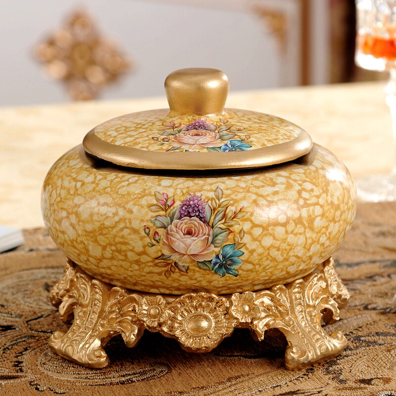 新款欧式时尚客厅烟灰缸创意个性陶瓷田园复古烟缸摆件礼品