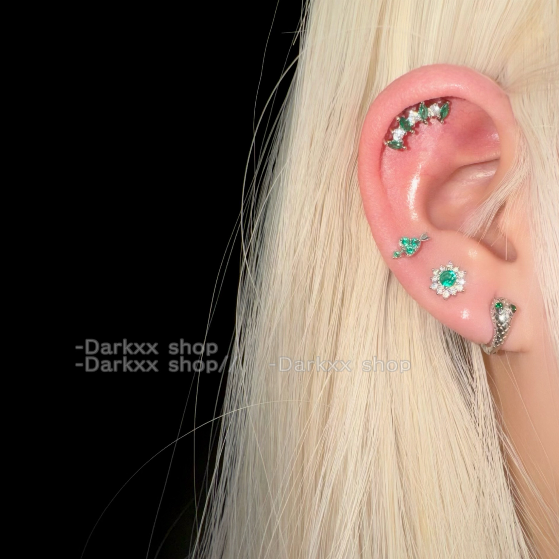 时尚绿色系圆小蛇形穿心锆石耳钉