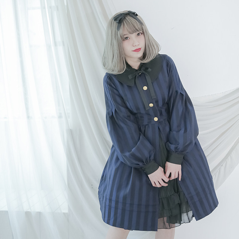 原创竖条纹灯笼袖秋装外套风衣