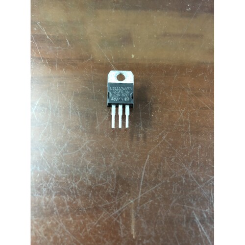 LD1117AV33《Vin=15VVout=3.3V