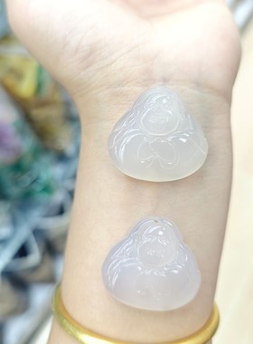 天然冰种玉髓佛公蝴蝶竹节吊坠