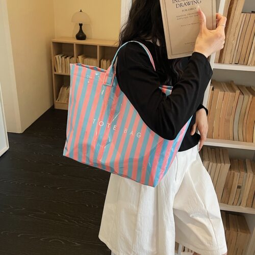 简约轻便高颜值条纹手提托特包