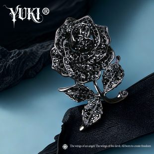 YUKI胸针男女小众设计感高级感玫瑰花胸花潮人痞帅夸张百搭胸饰