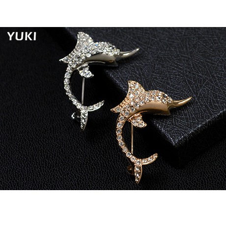 Broche homme YUKI en cristal autrichien - Ref 1178358 Image 3