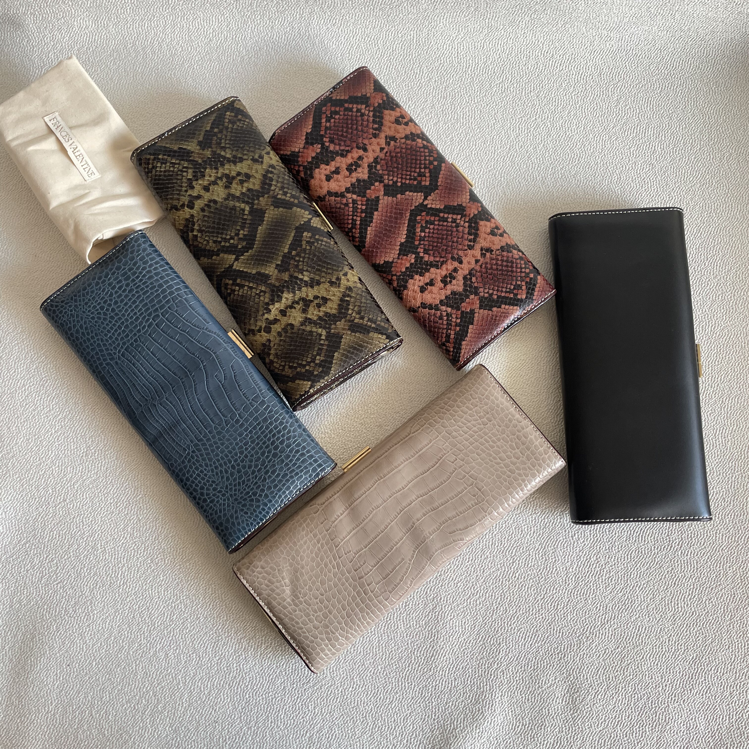 美国原单FV蛇皮纹压纹牛皮手拿包 夹子包蛙口女包