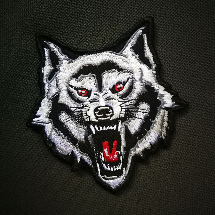 狼头士气臂章魔术贴章 高级刺绣胸章 帽徽户外背包服饰贴