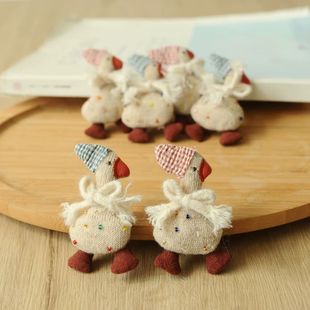 跨境蝴蝶结格子帽子小鸡针织布艺卡通充棉包包毛衣配饰森女胸针辅