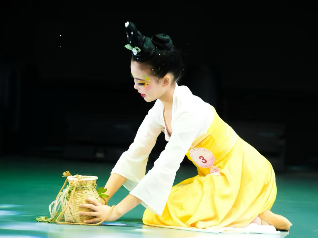 春行舞蹈道具背篓儿童古典舞表演古风竹篓手 指花戒指跳舞专用