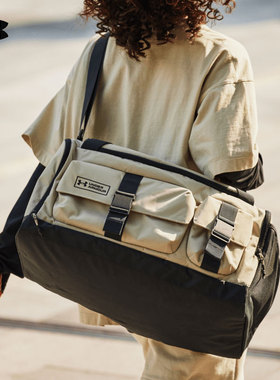 安德玛 UA Gametime Pro 训练健身斜挎包运动旅行包1381916