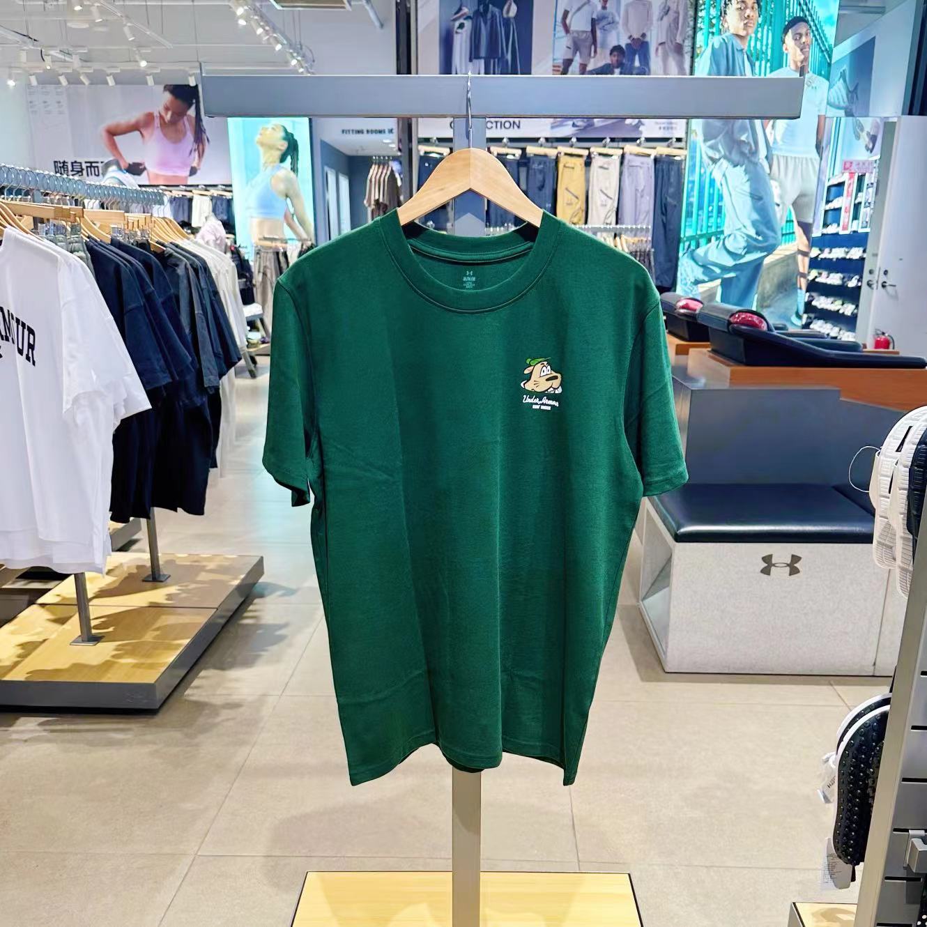 安德玛运动休闲短袖春夏新品男子