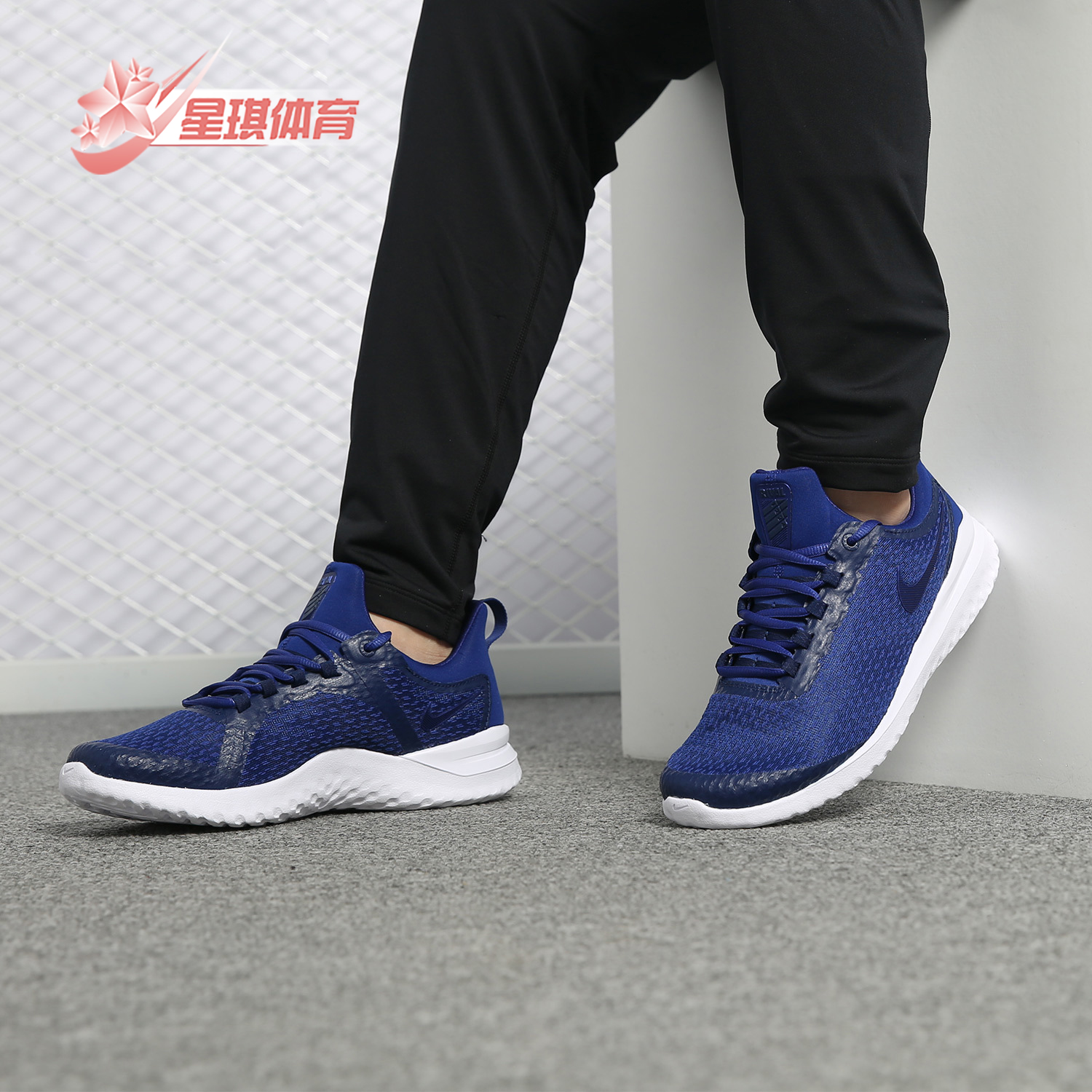 男运动跑步鞋Nike/耐克