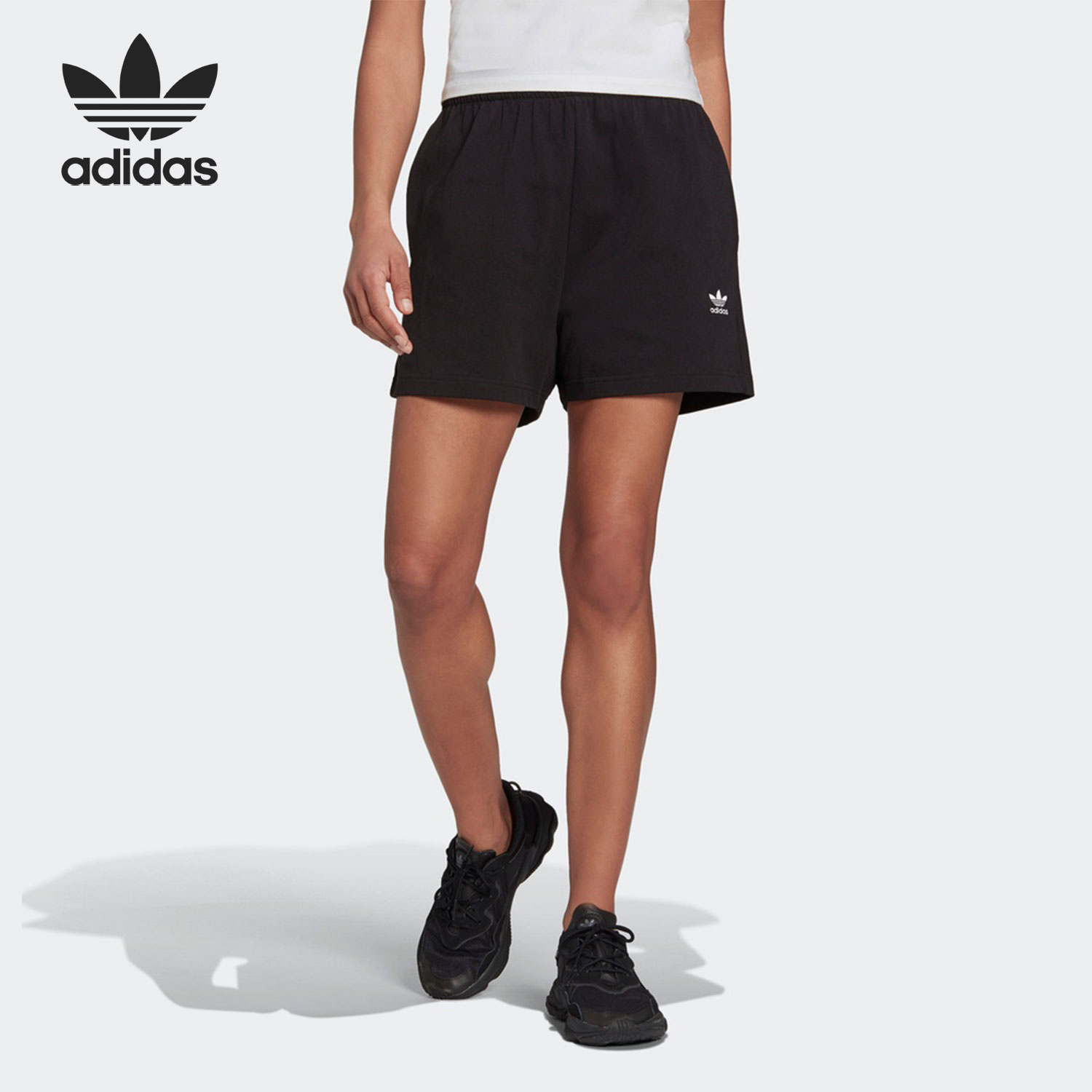 阿迪达斯三叶草女子运动短裤