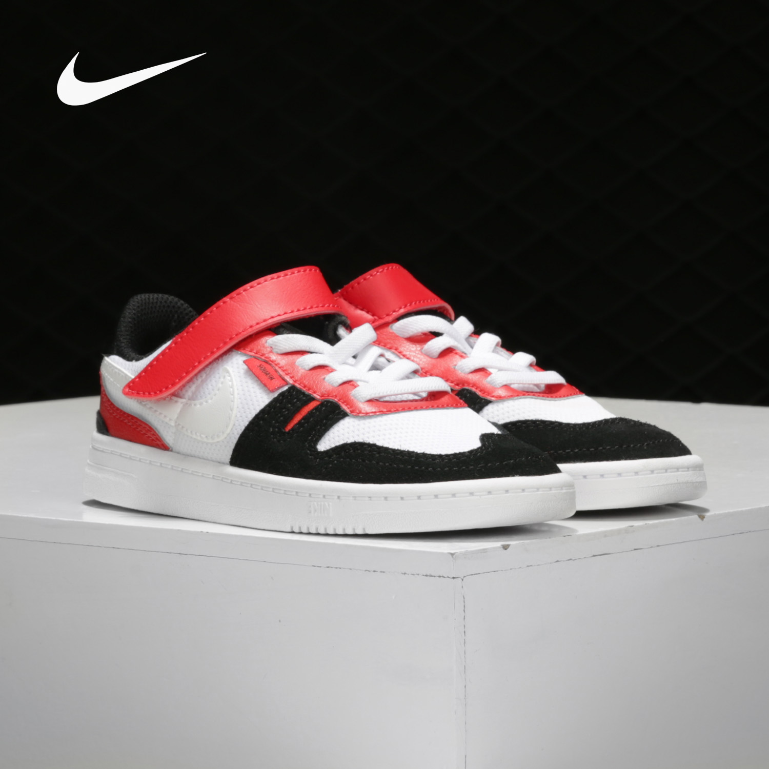 耐克大童缓震运动休闲板鞋