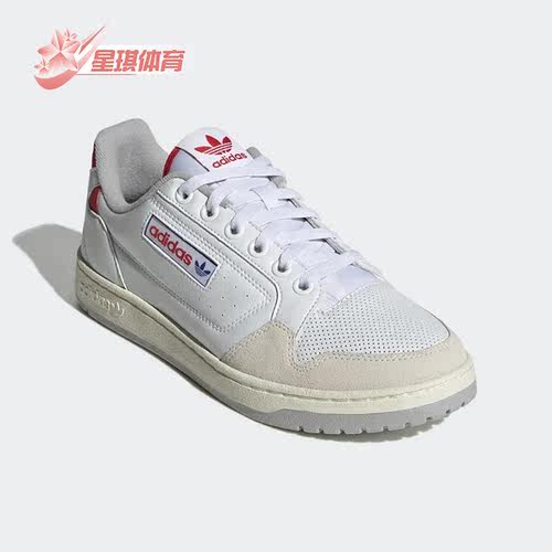 阿迪达斯春季男女板鞋