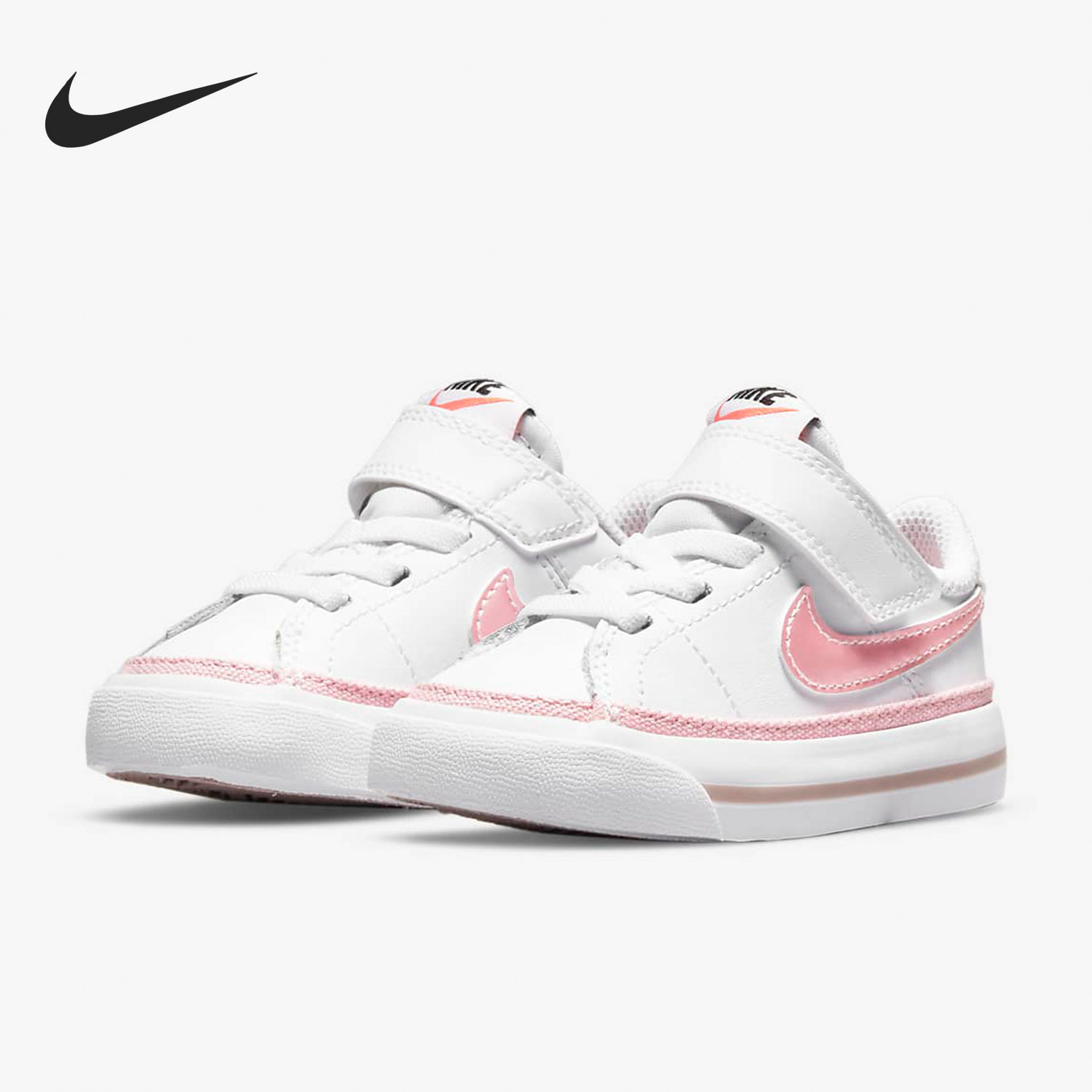 耐克小童运动风休闲鞋