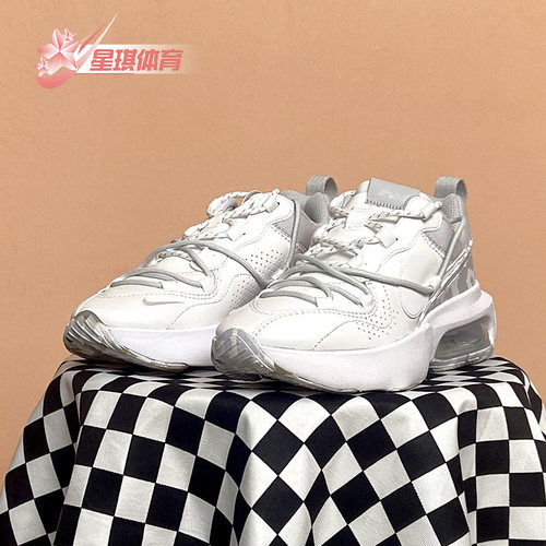 Nike新款女子减震跑步鞋