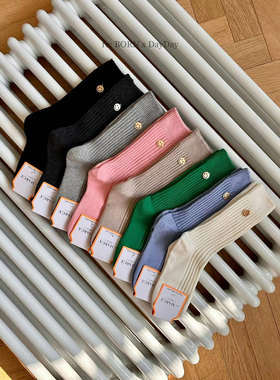 韩国东大门MARCA袜子女中长筒袜金属小标饰品坑条纯色棉女袜春秋