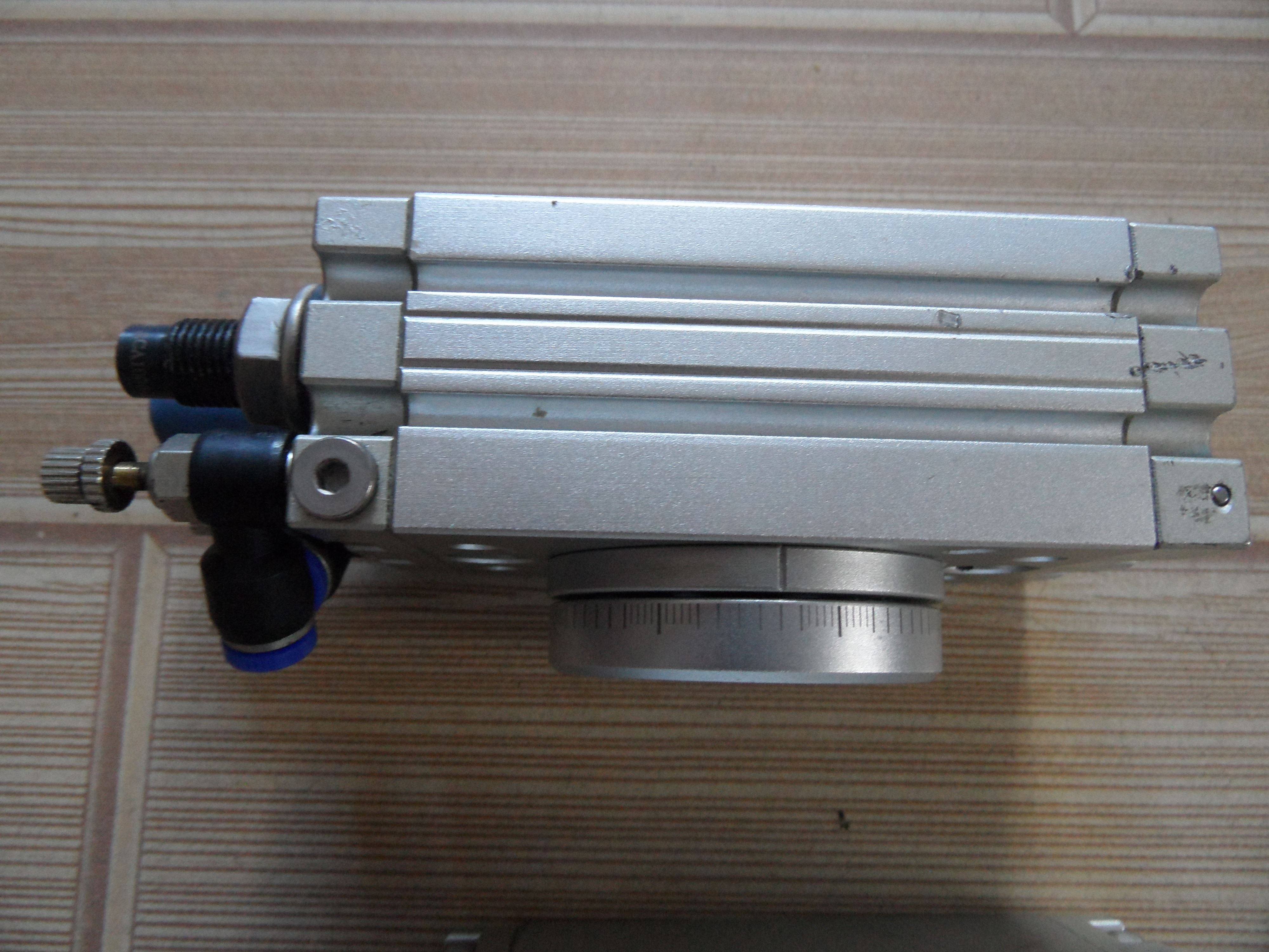 airtac 亚德客旋转气缸 hrq10a 回转气缸全新上机件 现货清仓处理