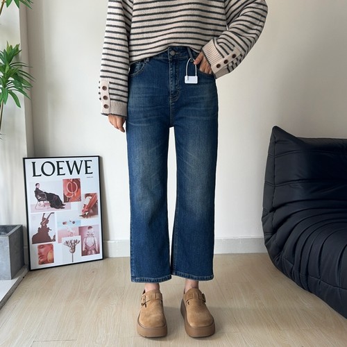 大码植绒九分直筒牛仔裤烟管裤